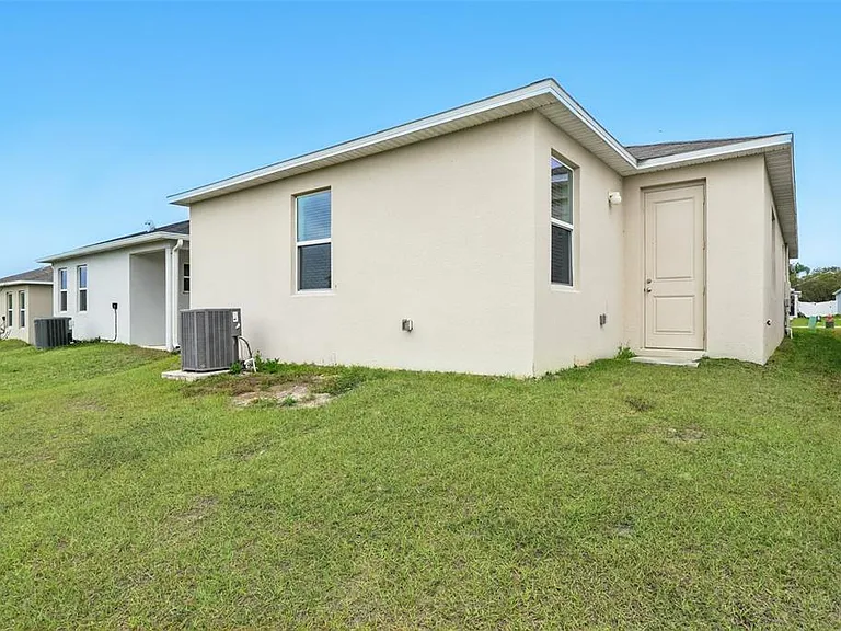 1187 Papaya Cir — Photo 30