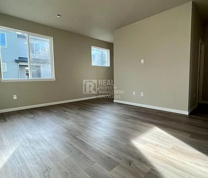 471 Interlocken Blvd — Photo 6