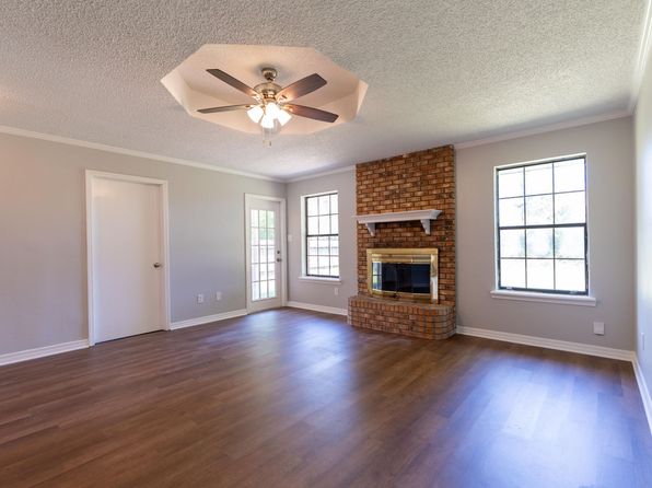 5507 E Meadow Dr, Bossier City, LA 71112