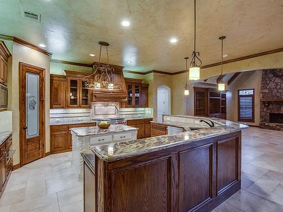 5th image of 116 Brentwood Cir