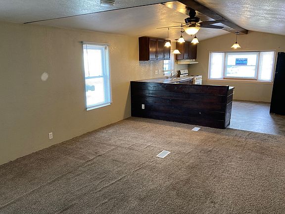 2nd image of 804 Greenlawn Ave