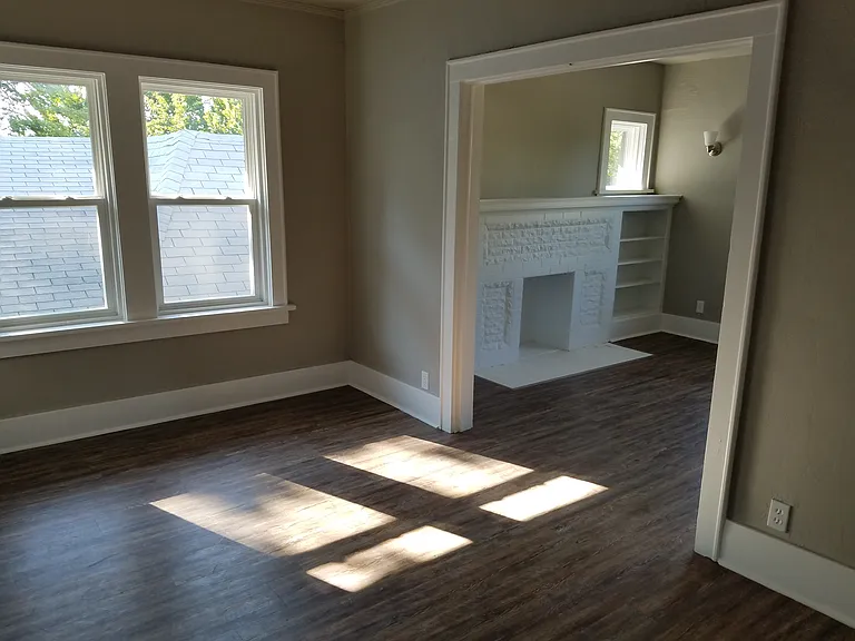 1210 NW 13th St #UPSTAIRS — Photo 8