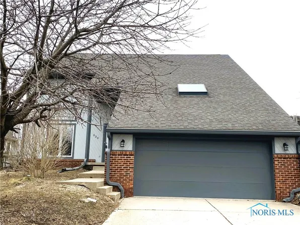 520 Indian Valley Ct, Rossford, OH 43460