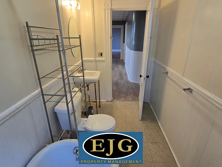 164 Union St #2 — Photo 34