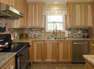 38694 Grand Ave, North Branch, MN 55056