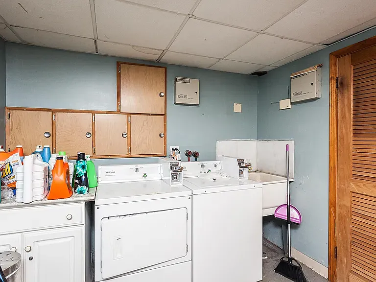 2917 N Halsted St #BASEMENT — Photo 9