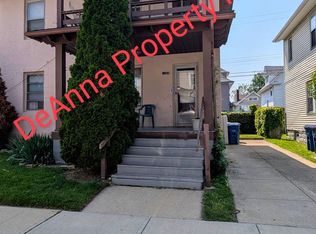 1268 Clifton Prado, Lakewood, OH 44107