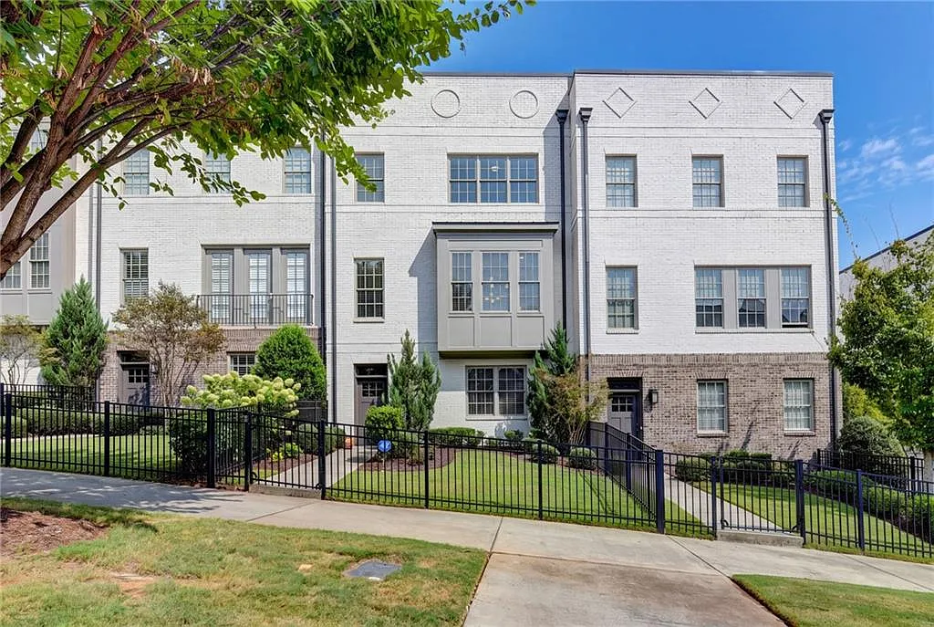 3 bed, 3.5 bath, 2088 sqft, $4,250 — Photo 1