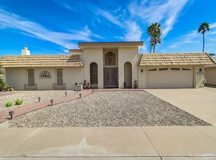 18409 N Welk Dr, Sun City, AZ 85373