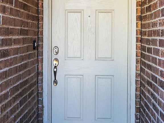 4th image of 20747 Rainmead Dr