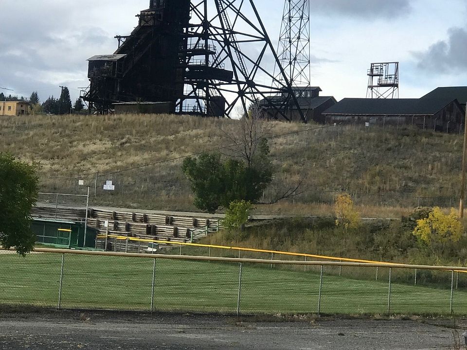 2nd image of W Copper St