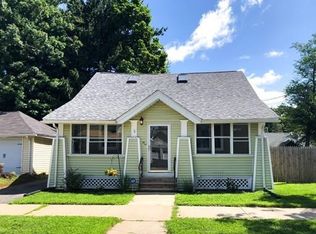 93 Sunapee St, Springfield, MA 01108