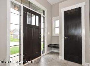 2894 Stone Park Dr NE, Rochester, MN 55906