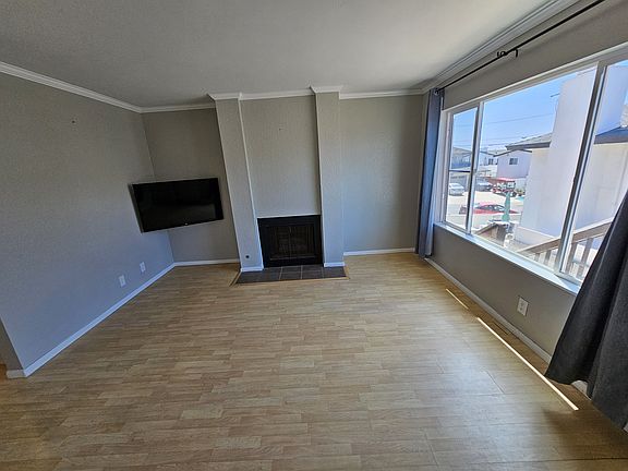 This prime location sits only 3 homes east of Coast Highway 101, Carlsbad Blvd. and two blocks north of Tamarack Ave.