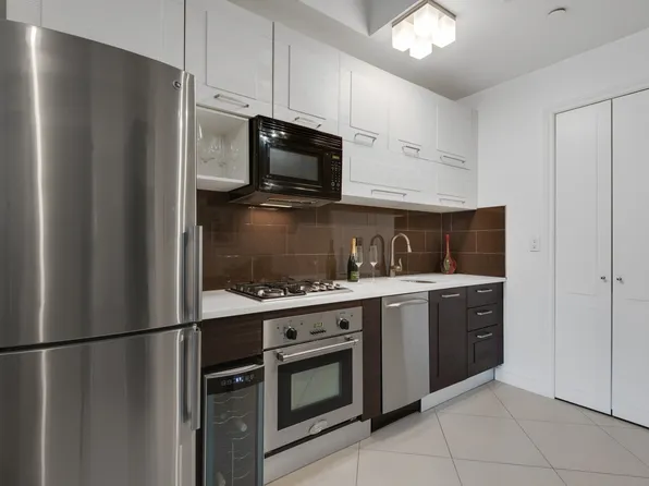 143 West 30th Street image 5 of 13