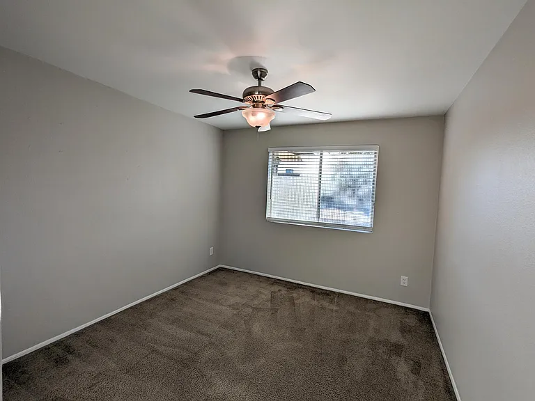 Guest Bedroom #1