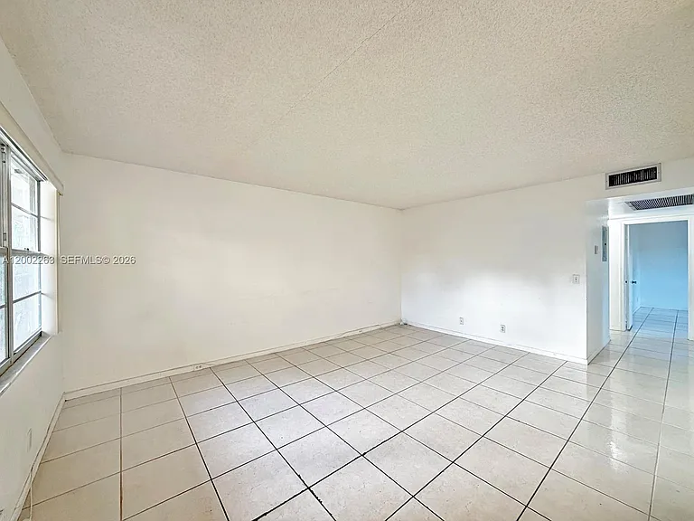 251 SW 134th Way #210M — Photo 2