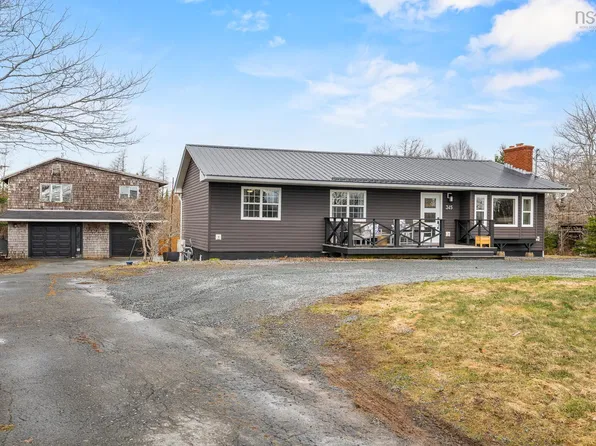 345 Whitehead Rd, Halifax, NS B3V 1B5