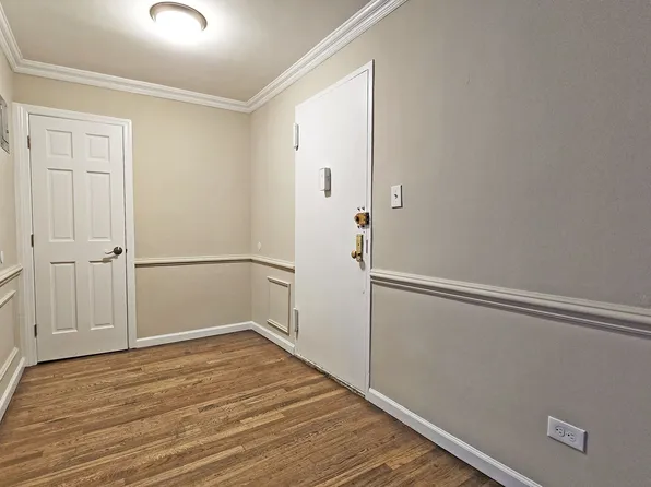 1275 East 51st Street image 2 of 12