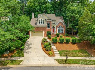 4131 Beauvista Dr, Charlotte, NC 28269