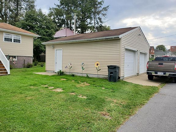3rd image of 317 Chestnut Ave