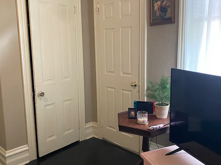 2252 Fairview Ave #221 — Photo 5