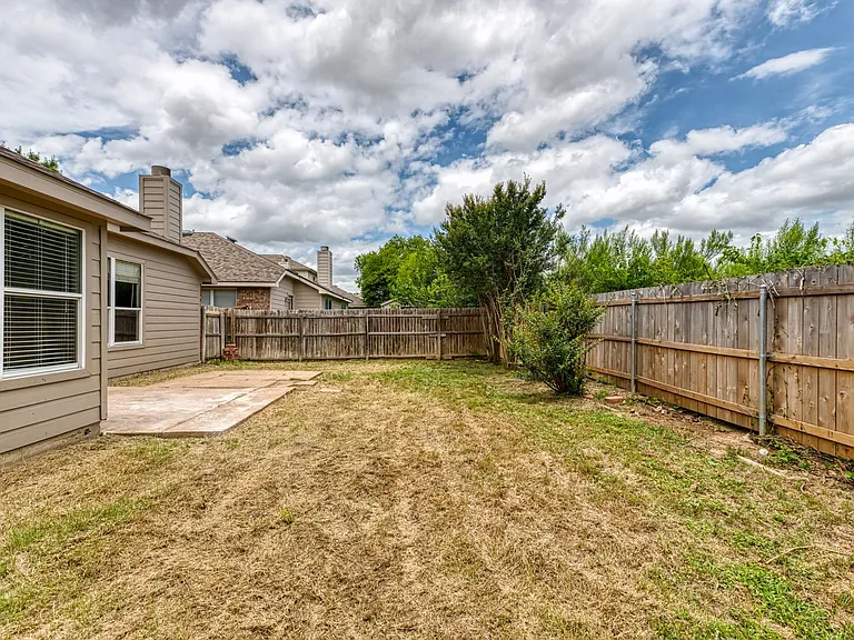 10905 Fawn Valley Dr — Photo 18
