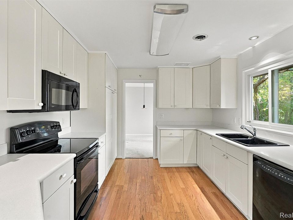 3165 Oakhill Dr, photo 9