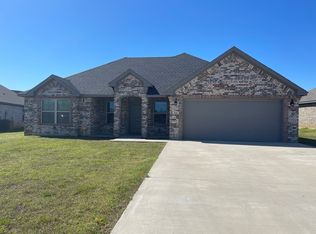 3333 Rock Bluff Dr, Durant, OK 74701