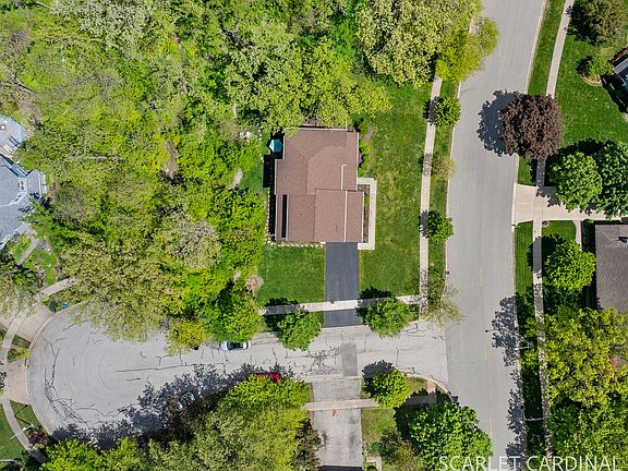 3rd image of 444 Cambridge Way