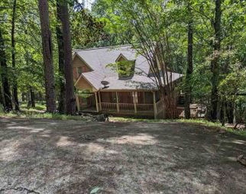 2nd image of 967 Fairway Dr #20878