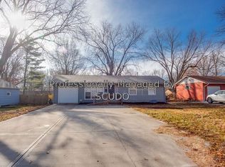 4605 E Red Bridge Rd, Kansas City, MO 64137