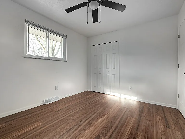 2930 Northglen Dr — Photo 20