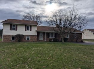4656 Bosart Rd, Springfield, OH 45503