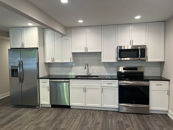 5th image of 4641 N Malden St #4641