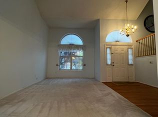 305 Val Dr, Mount Laurel, NJ 08054