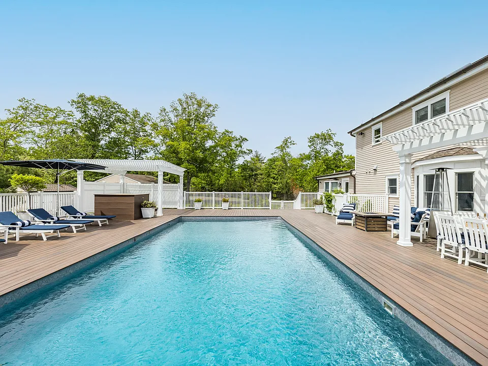 641 Little Bird Rd