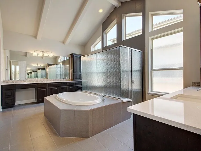 200 Southern Carina Dr — Photo 15