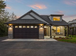 39738 Wall St, Sandy, OR 97055