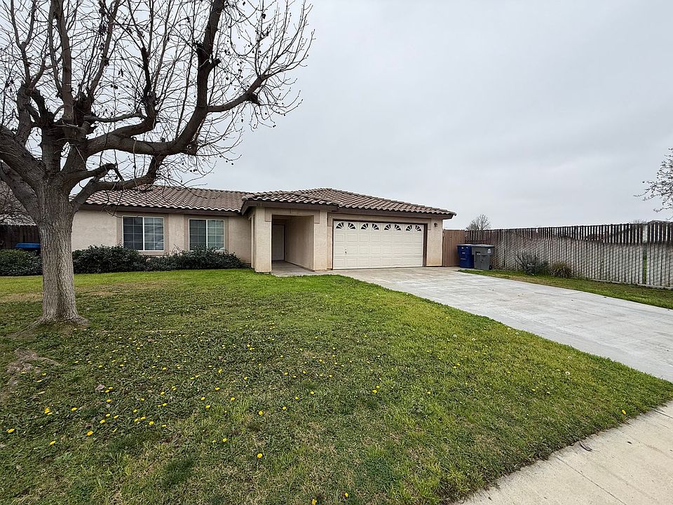 1st image of 501 Lake Valley Dr