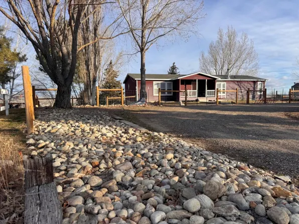 301 Blakeland Dr, Spring Creek, NV 89815