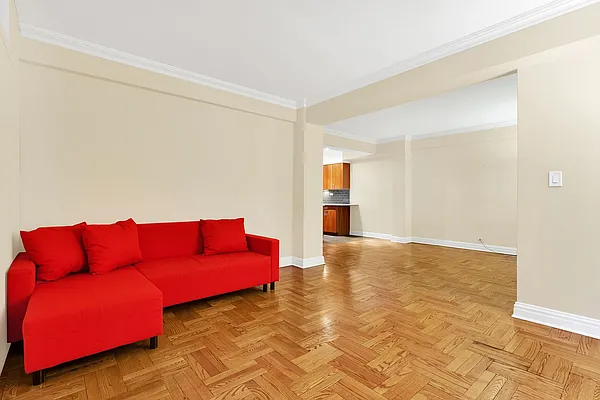 Rented by Cooper & Cooper Real Estate | media 18