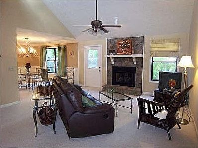2nd image of 2419 Broward Dr NE