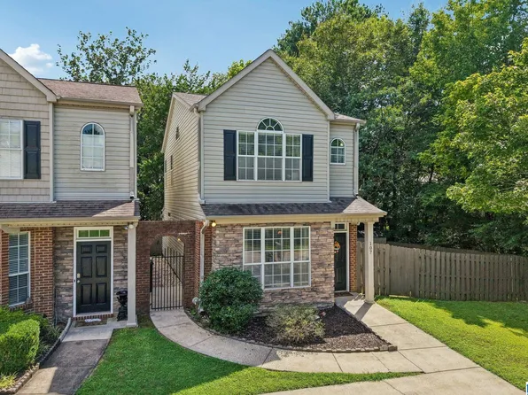 107 Calloway Dr, Pelham, AL 35124