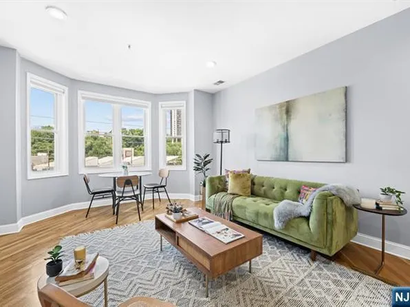 915 Madison St APT 5E, Hoboken, NJ 07030