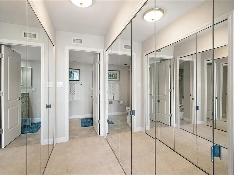 400 Island Way #901 — Photo 16