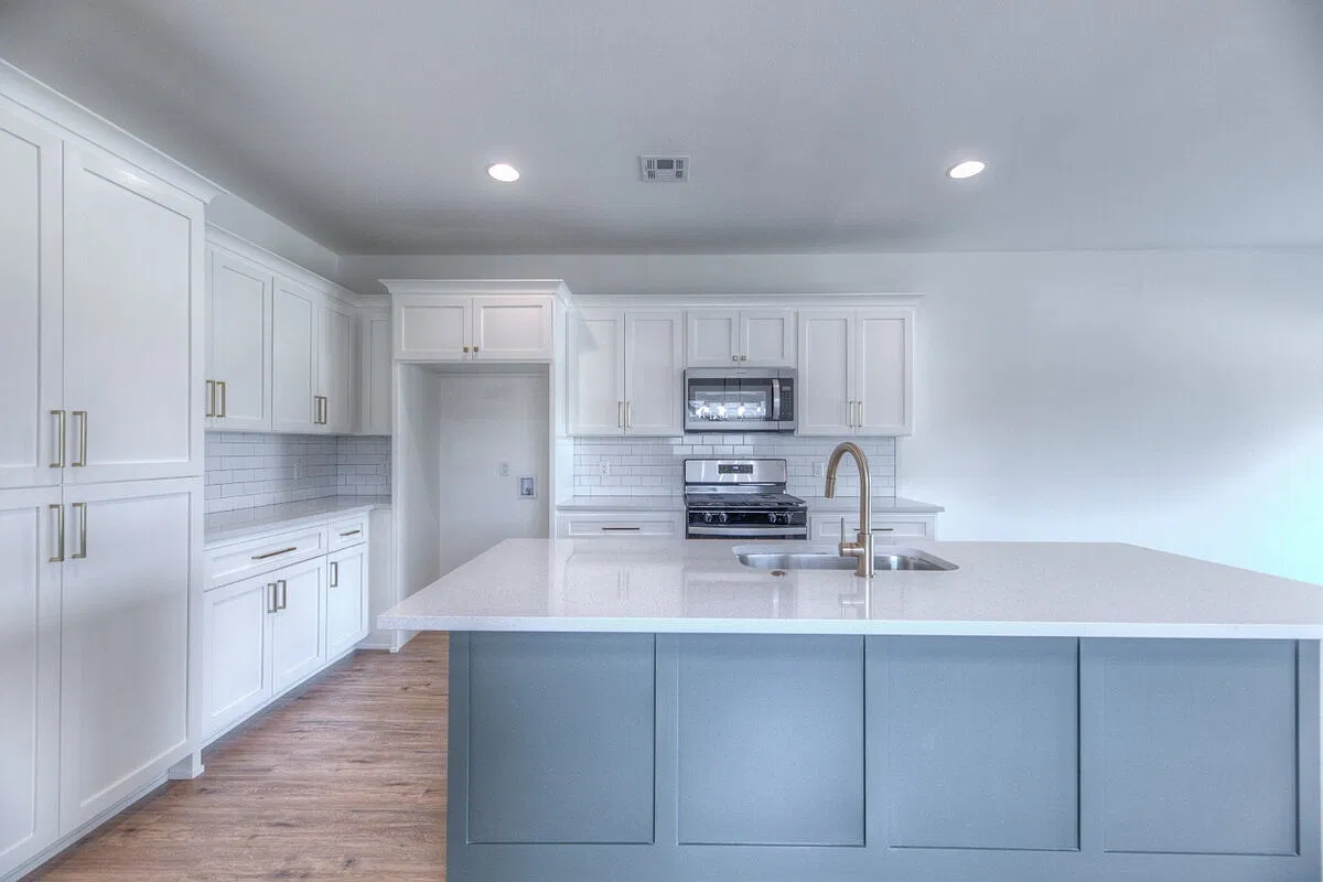 3 bed, 2.5 bath, 1532 sqft, $1,900 — Photo 3