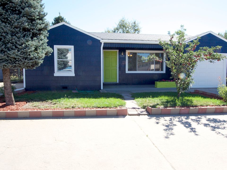 1st image of 928 N Sheridan Blvd
