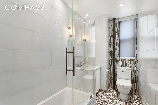 Sold by Compass | media 23