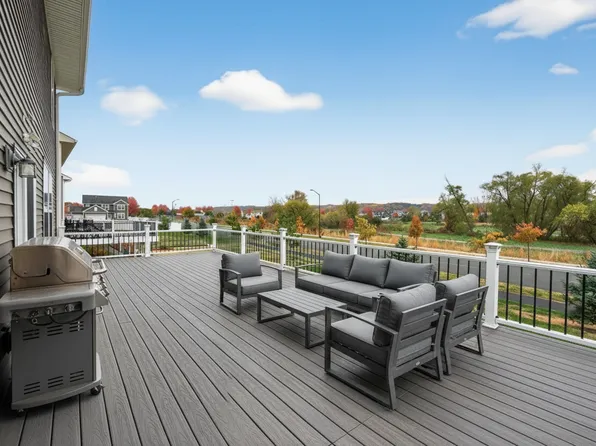 7450 Ridge Creek Trl, Shakopee, MN 55379